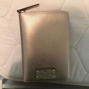 Kate spade planner (rose gold)